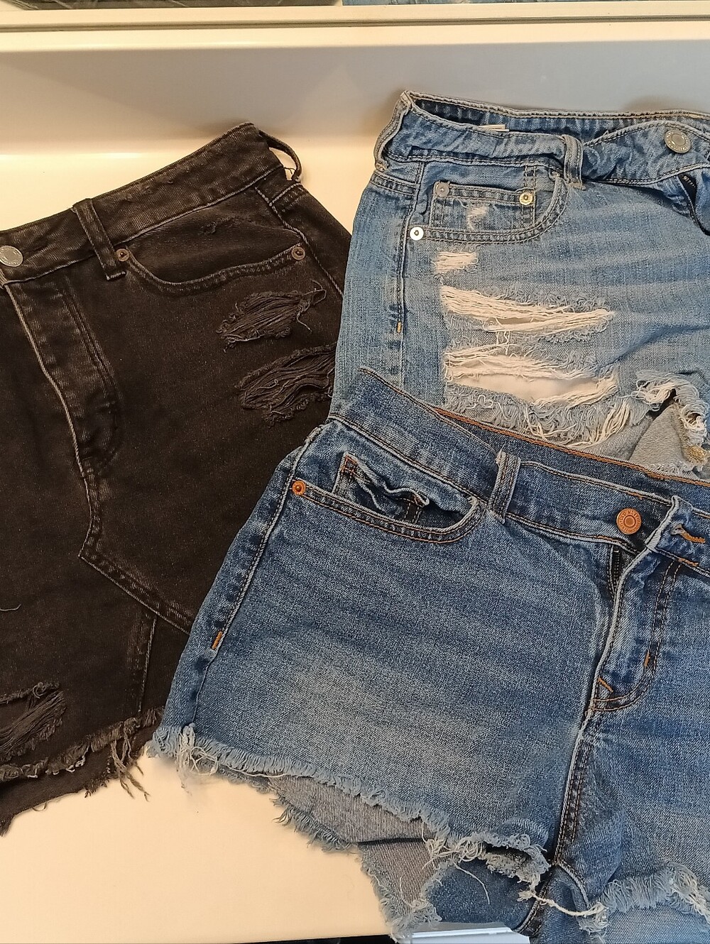 Bundle of 3: AE & Old Navy Denim Summer Essentials – SKIRT & Shorts - Size 8